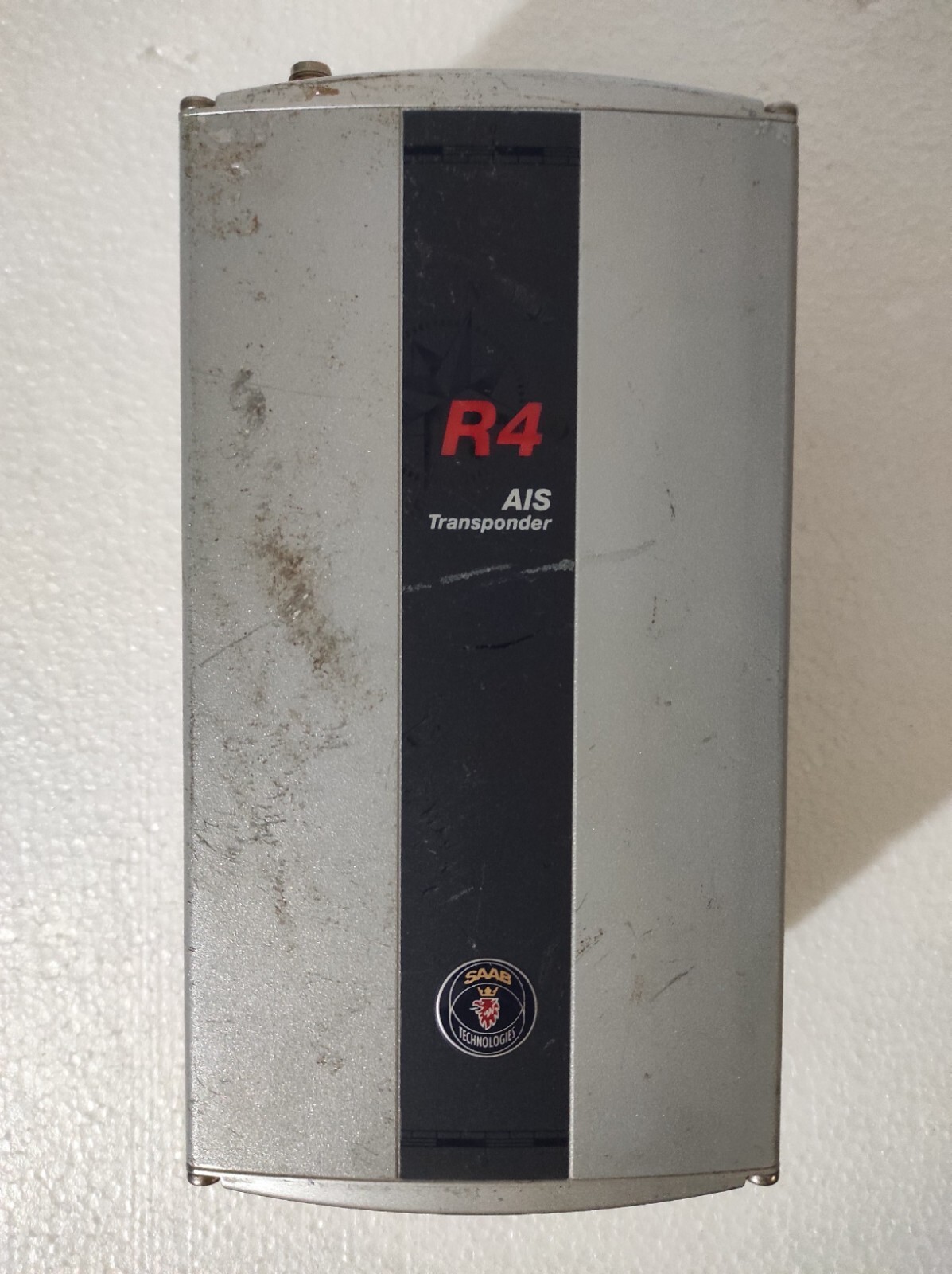 SAAB r4 / R4 AIS Transponder Class A Part Number 7000 100-856